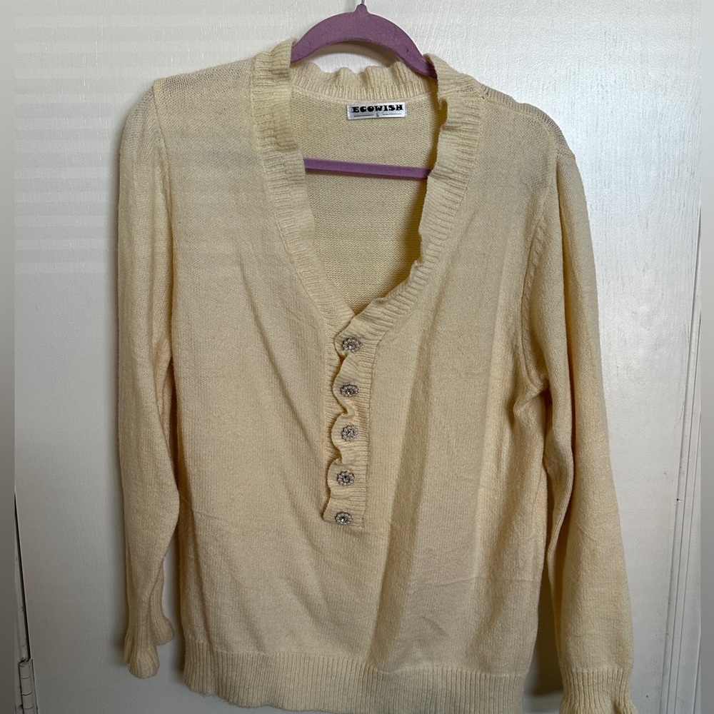 Pullover v-neck sweater